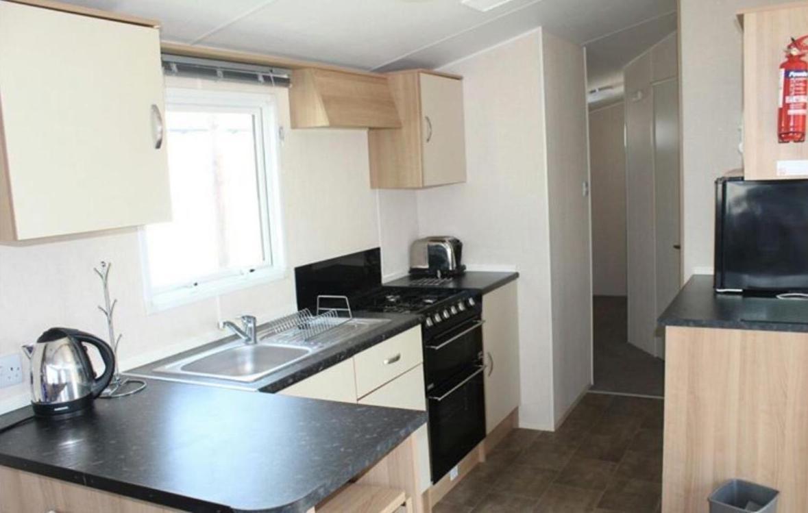 3 Bed Holiday Home Poole Exterior photo